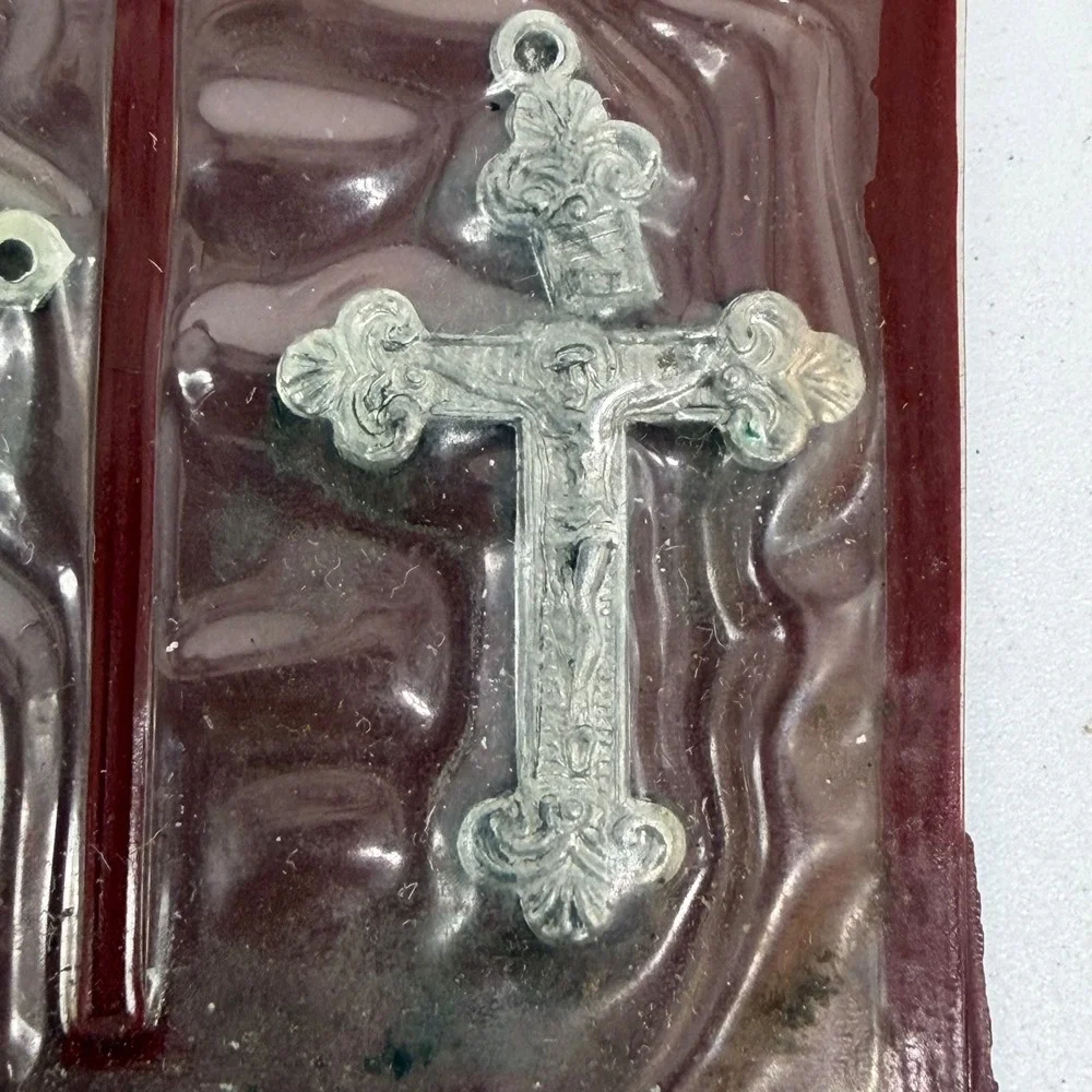 Vintage Catholic Religious Medals Set Miraculous St Christopher Crucifix Charms - Picture 4 of 7